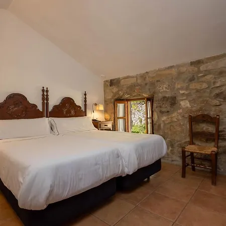 Tugasa Y Rurales La Hotel
