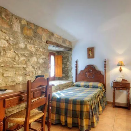 Tugasa Y Rurales La 2* فيلالوينجا دي لا روزاريو
